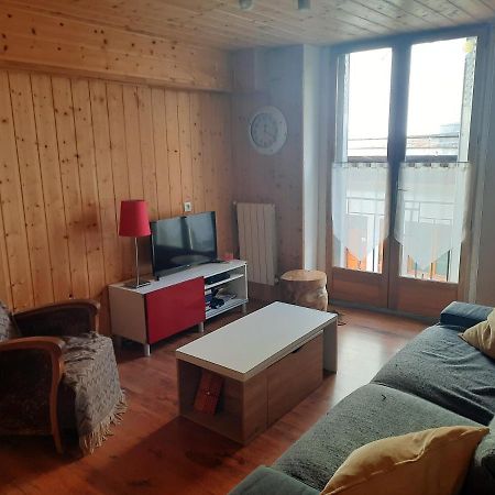 Le Cocon Appartement Bagnères-de-Luchon Buitenkant foto